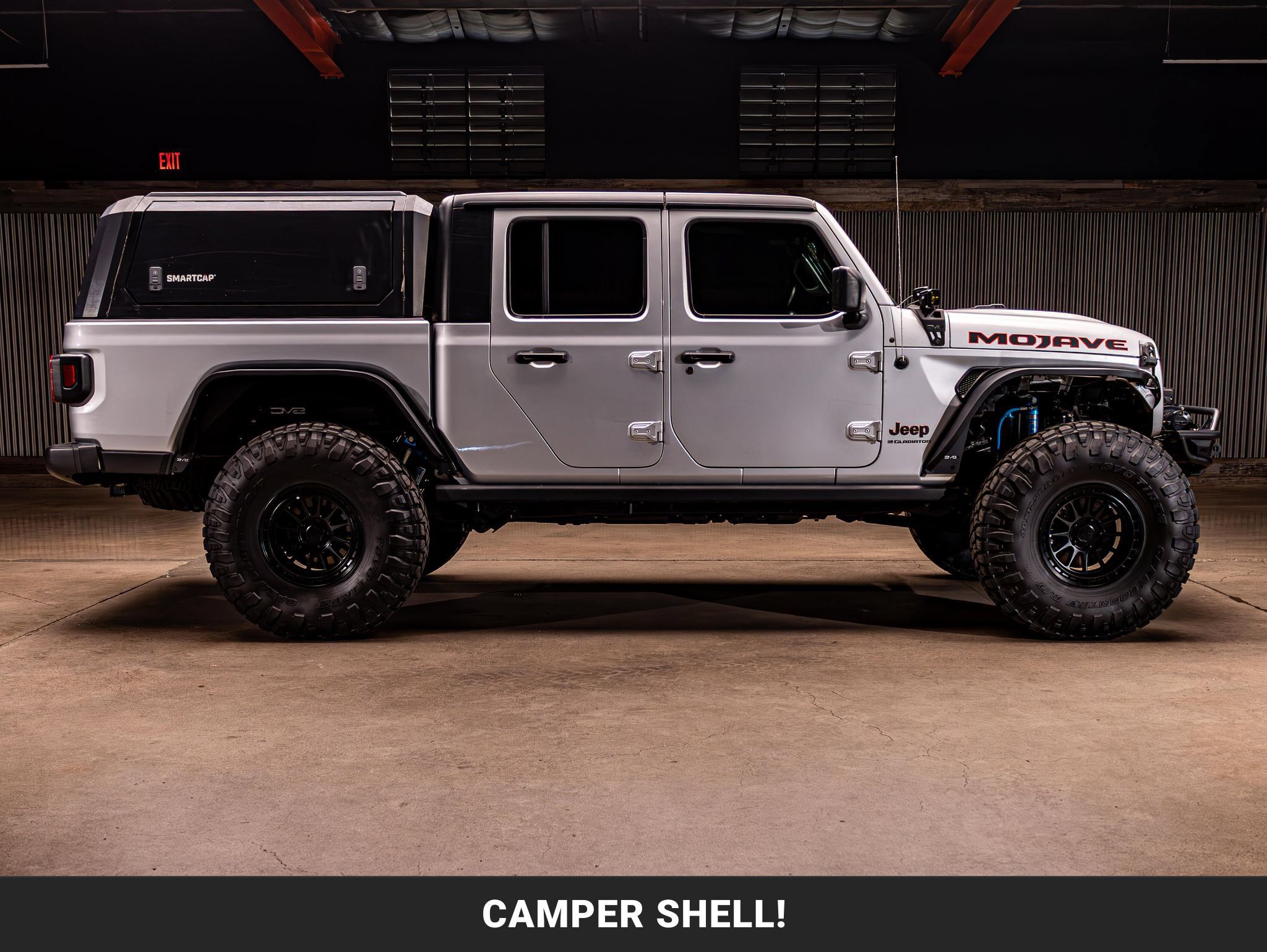 Used 2023 Jeep Gladiator Mojave w/ Trailer Tow Package AWD/4WD image 10