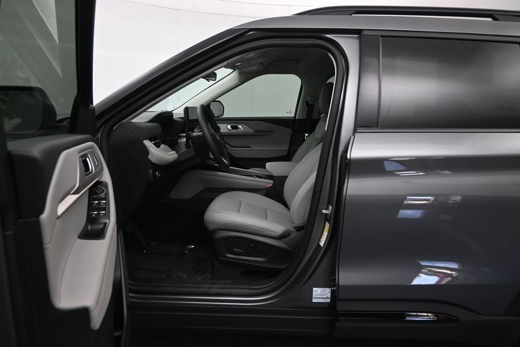 New 2026 Ford Explorer Active w/ Active Comfort Package AWD/4WD image 20