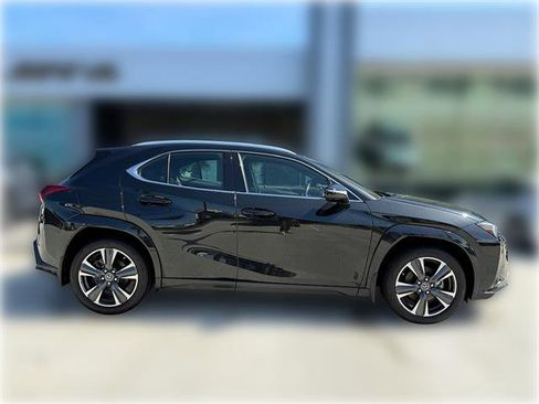 Used 2024 Lexus UX 250h FWD w/ Premium Package image 8