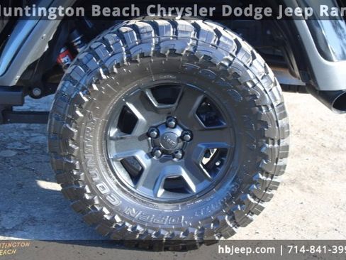 Used 2021 Jeep Gladiator Mojave image 8