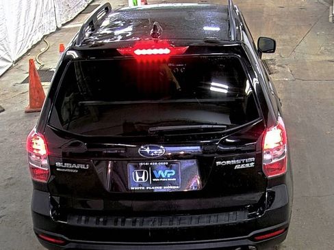 Used 2016 Subaru Forester 2.5i Premium w/ All-Weather Package image 19