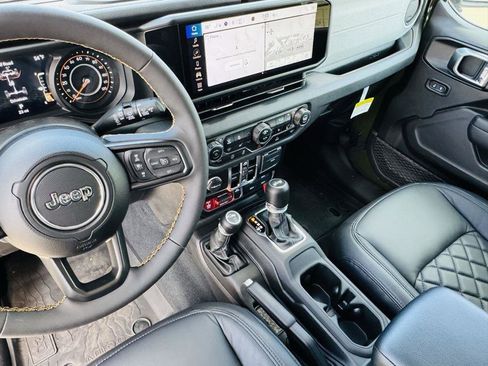 New 2024 Jeep Wrangler Unlimited Sport image 11