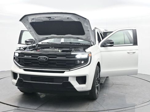 New 2026 Ford Expedition Platinum w/ Stealth Performance Package image 49