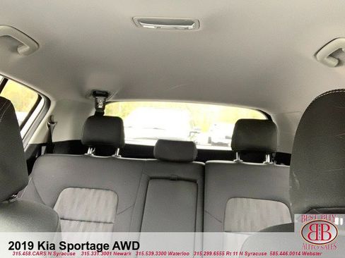 Used 2019 Kia Sportage LX image 11