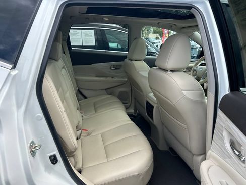 Used 2016 Nissan Murano Platinum w/ Platinum Technology Package FWD image 45