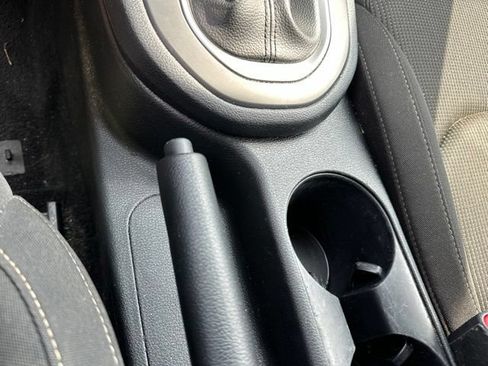Used 2021 Kia Forte LXS FWD image 30