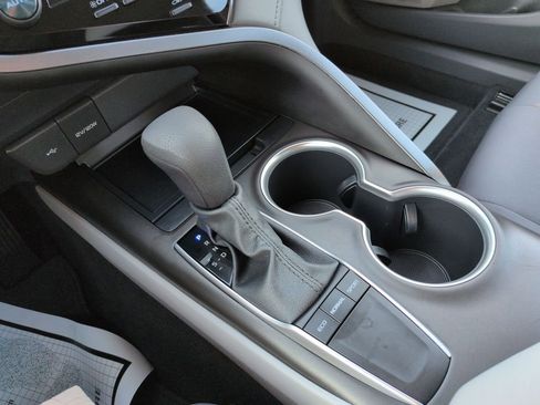 Used 2023 Toyota Camry LE image 24