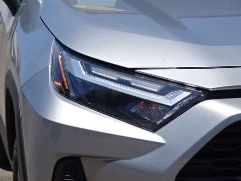 Used 2024 Toyota RAV4 XLE w/ Convenience Package FWD image 5
