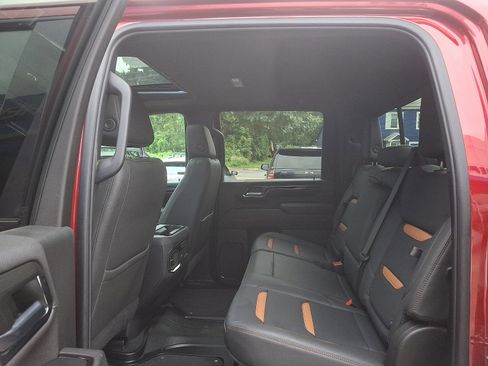 Used 2024 GMC Sierra 2500 AT4 w/ AT4 Premium Plus Package image 10