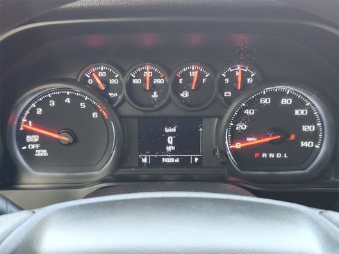 Used 2022 Chevrolet Silverado 1500 Custom image 23