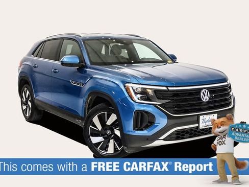 Used 2024 Volkswagen Atlas Cross Sport SE image 2