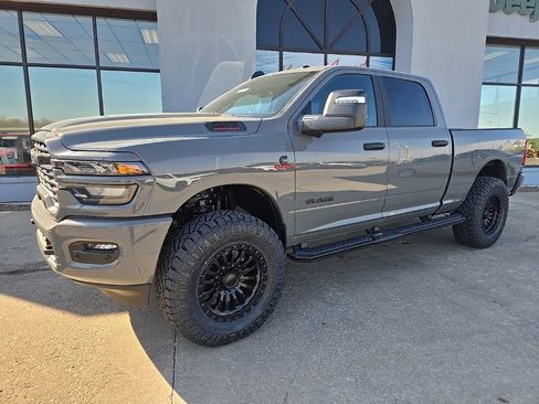 New 2026 RAM 2500 Big Horn AWD/4WD image 3