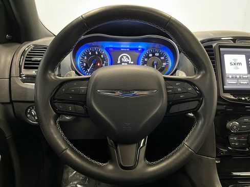 Used 2022 Chrysler 300 S image 5