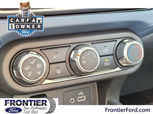 Used 2025 Nissan Versa SV image 22