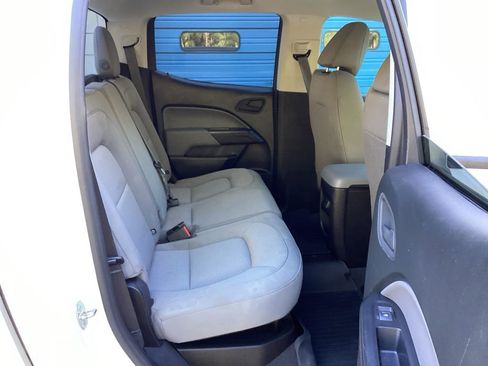 Used 2022 Chevrolet Colorado W/T w/ WT Convenience Package image 30