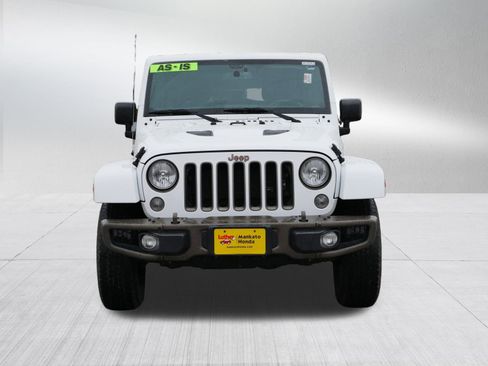 Used 2016 Jeep Wrangler Unlimited Sahara image 2