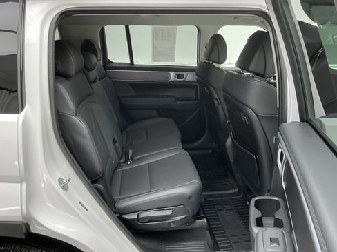 Used 2025 Hyundai Santa Fe SEL image 23