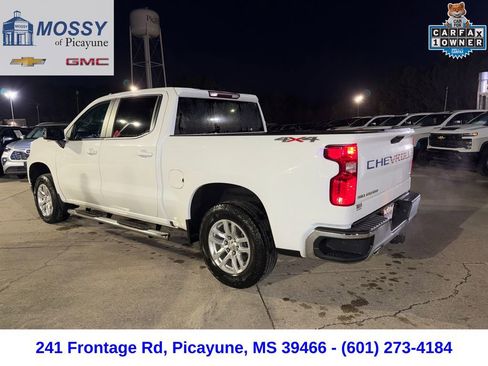 Used 2021 Chevrolet Silverado 1500 LT w/ Z71 Off-Road Package image 3