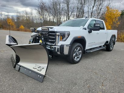 New 2026 GMC Sierra 2500 SLE w/ SLE Convenience Package