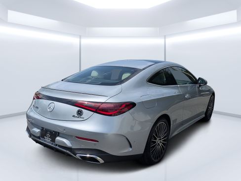 Used 2026 Mercedes-Benz CLE 300 4MATIC Coupe image 3