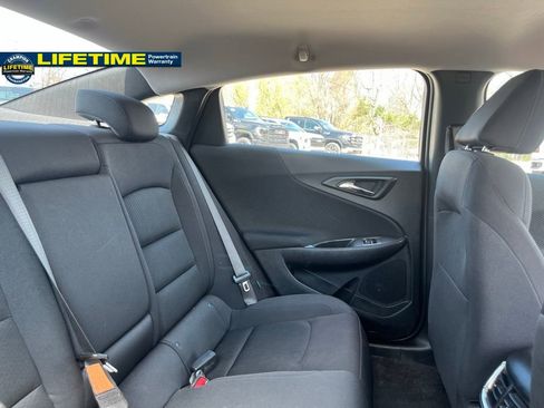 Used 2025 Chevrolet Malibu LT FWD image 36