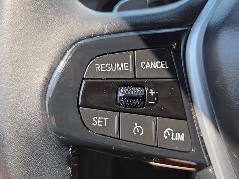 Used 2023 BMW 530e w/ Convenience Package RWD image 24