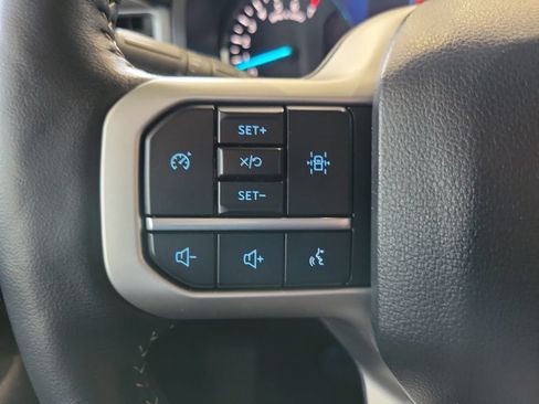 Used 2024 Ford Expedition XLT RWD image 19