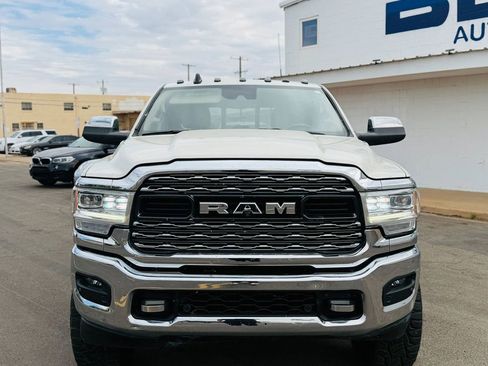 Used 2022 RAM 3500 Limited AWD/4WD image 6