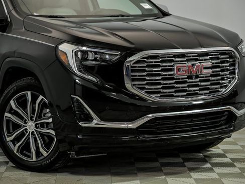 Used 2019 GMC Terrain Denali w/ Advanced Safety Package image 2