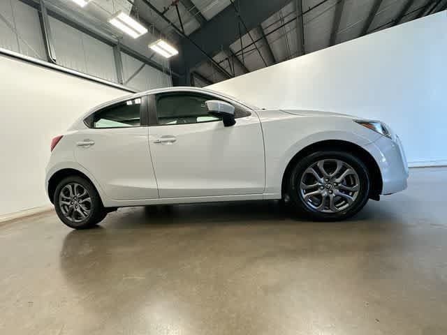 Used 2020 Toyota Yaris LE FWD image 3