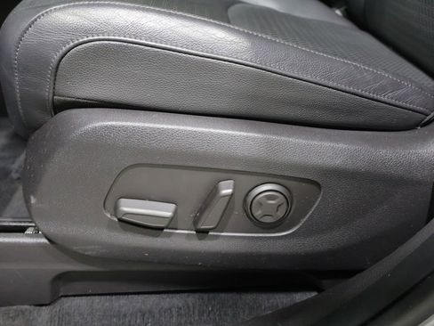 Used 2022 Kia Carnival SX Prestige FWD image 13