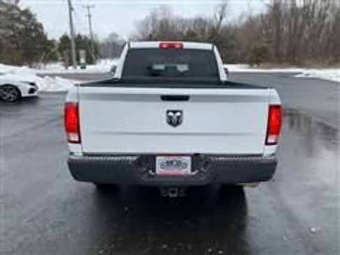 Used 2019 RAM 1500 Express image 5