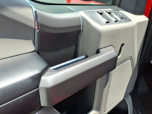 Used 2020 Ford F150 XLT w/ Equipment Group 302A Luxury AWD/4WD image 13