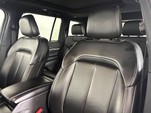 Used 2024 Jeep Grand Cherokee Limited 4xe AWD/4WD image 10