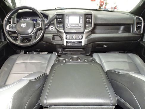 Used 2021 RAM 2500 Tradesman w/ Chrome Appearance Group image 28