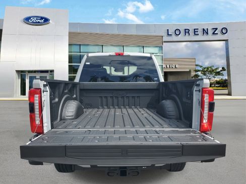 New 2026 Ford F250 Lariat w/ Black Appearance Package image 9