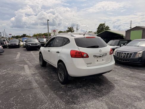 Used 2014 Nissan Rogue S FWD image 6