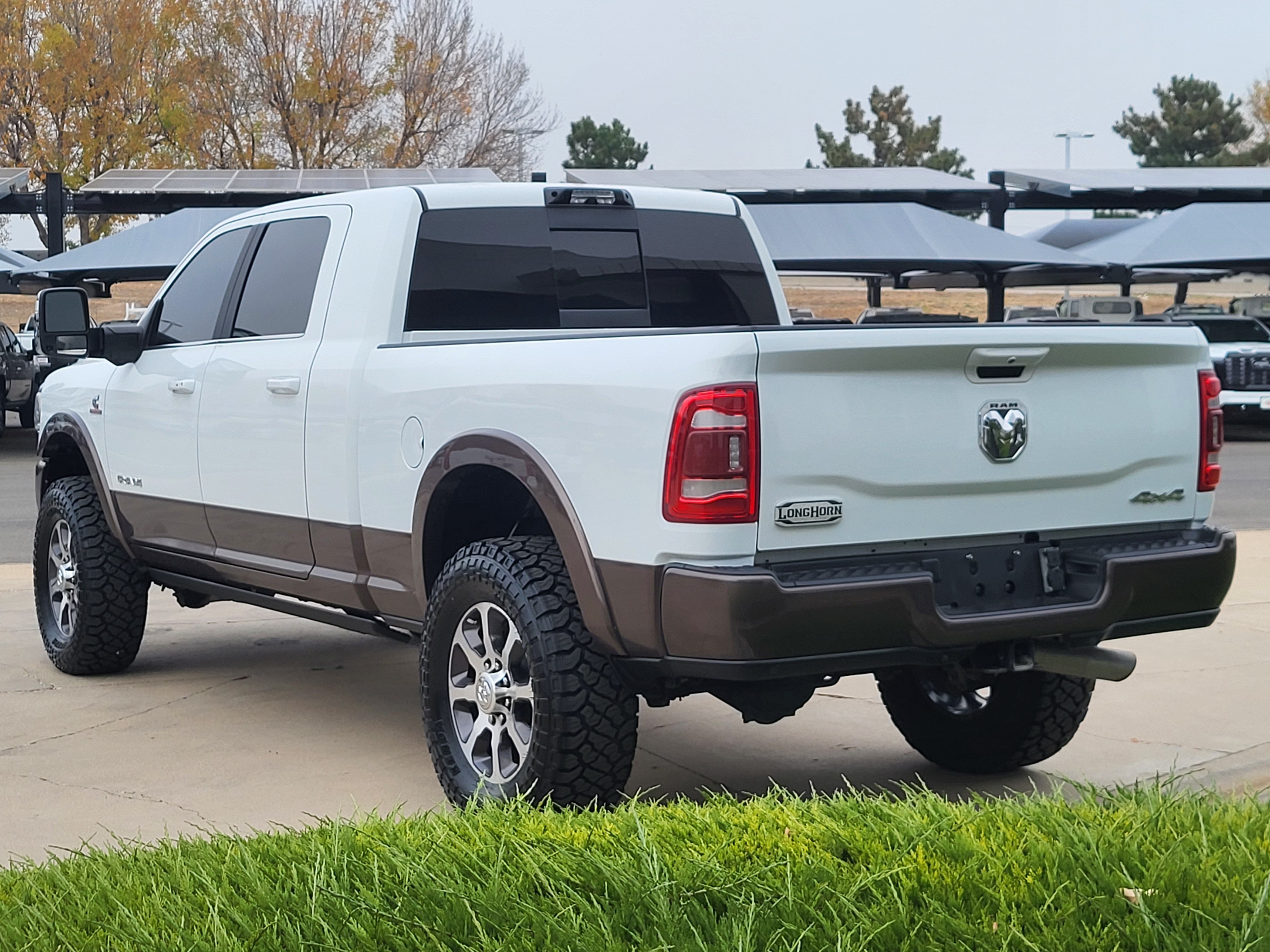 Used 2023 RAM 2500 Limited AWD/4WD image 3