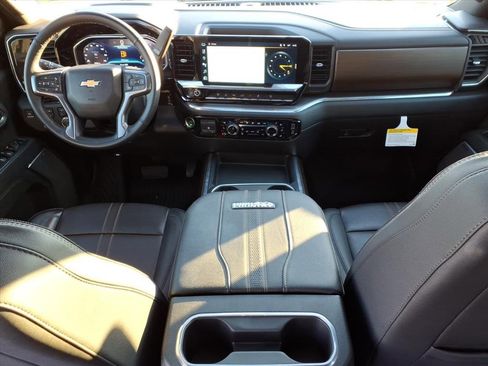 Used 2024 Chevrolet Silverado 2500 High Country w/ High Country Premium Package image 10