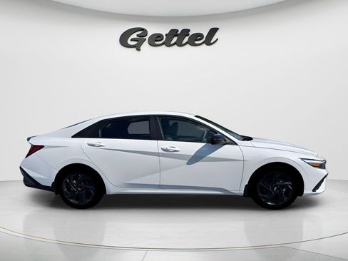 New 2026 Hyundai Elantra Sport FWD image 7