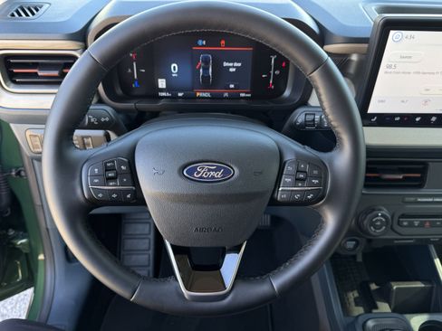 Used 2025 Ford Maverick Lariat w/ 4K Tow Package image 17