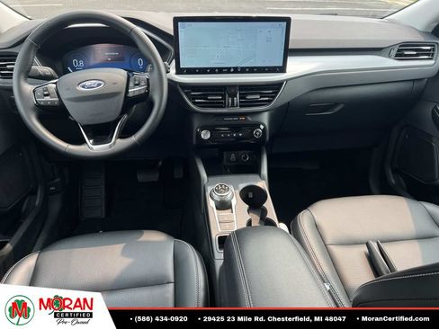 Used 2025 Ford Escape Platinum AWD/4WD image 13