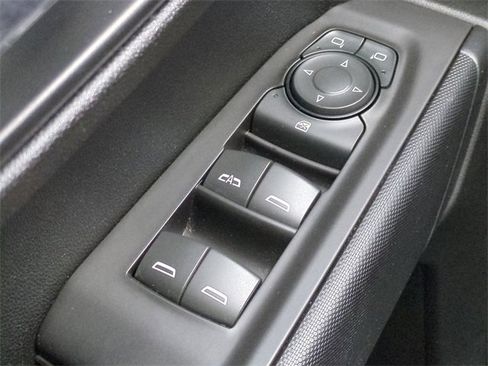 Used 2021 Chevrolet Silverado 1500 Custom image 21