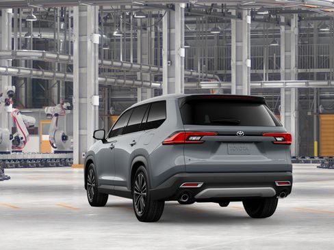 New 2026 Toyota Grand Highlander AWD Hybrid image 9