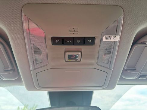 Certified 2025 Toyota RAV4 XLE AWD/4WD image 24