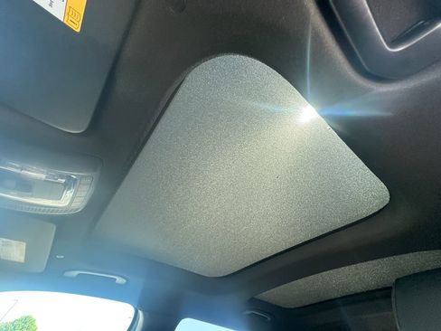New 2026 Mercedes-Benz GLB 250 4MATIC image 32