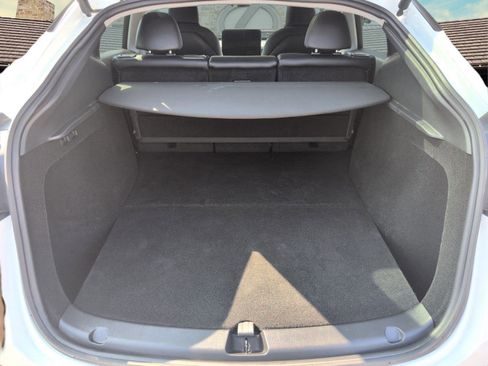 Used 2023 Tesla Model Y AWD image 20