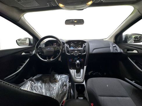 Used 2018 Ford Focus SEL FWD image 14