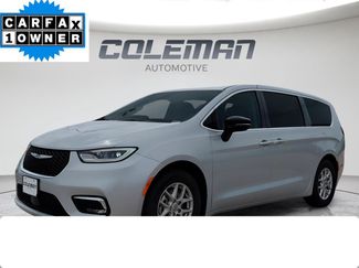 Used 2024 Chrysler Pacifica Touring-L FWD video 1
