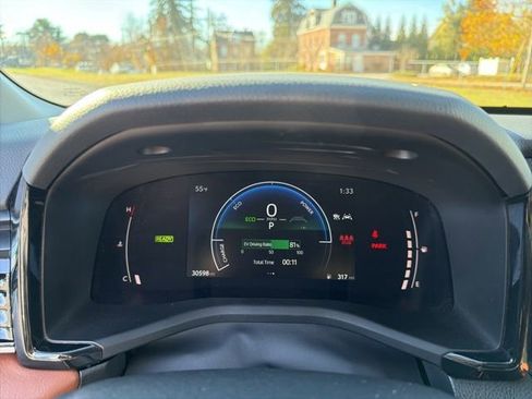 Used 2025 Toyota Camry LE image 22